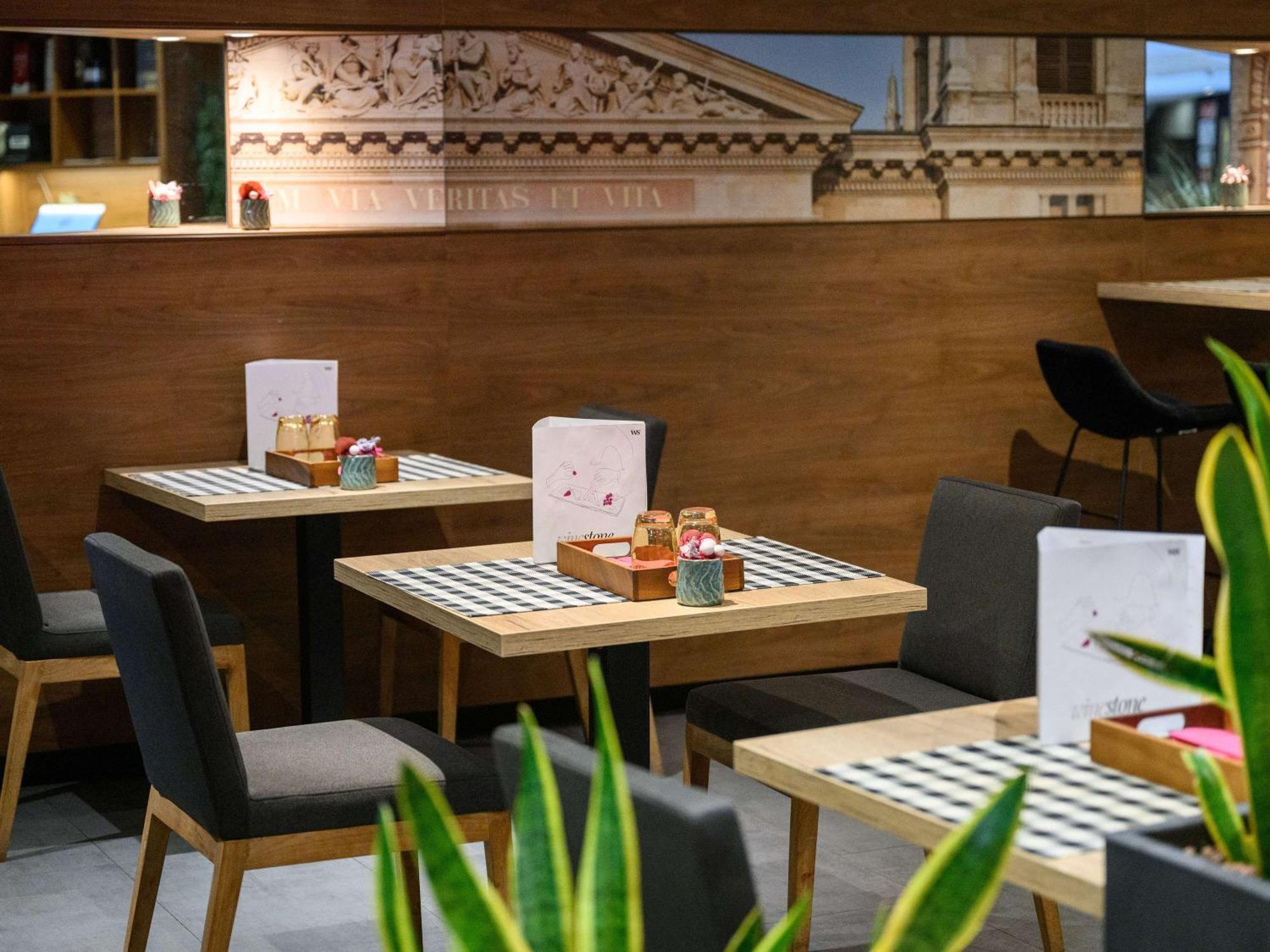 Mercure Budapest City Center Exterior foto